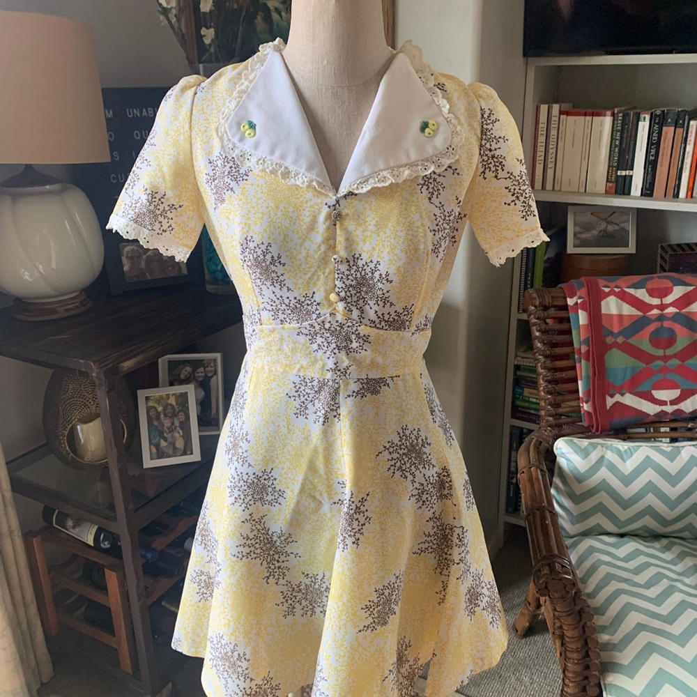 Vintage yellow floral dress